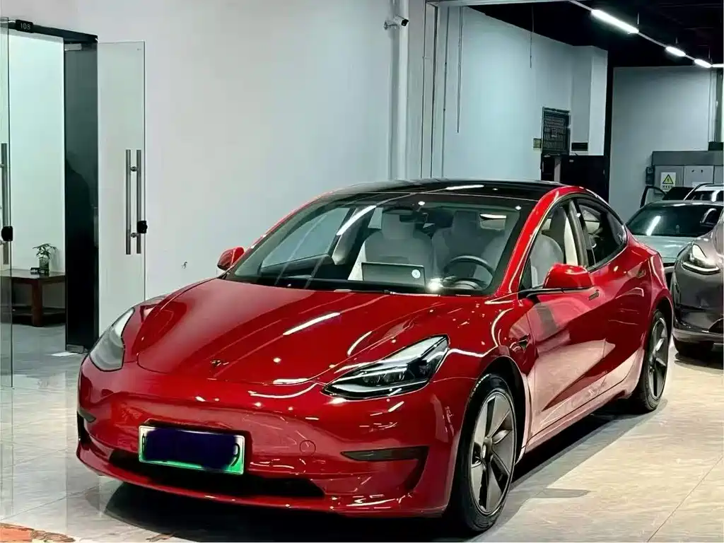 Tesla Model 3 2023 — фото 1