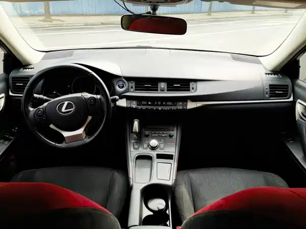 Lexus CT 2020