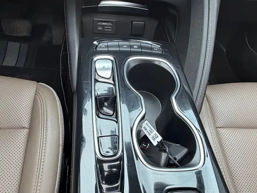 Buick Envision Plus 2021 — фото 15