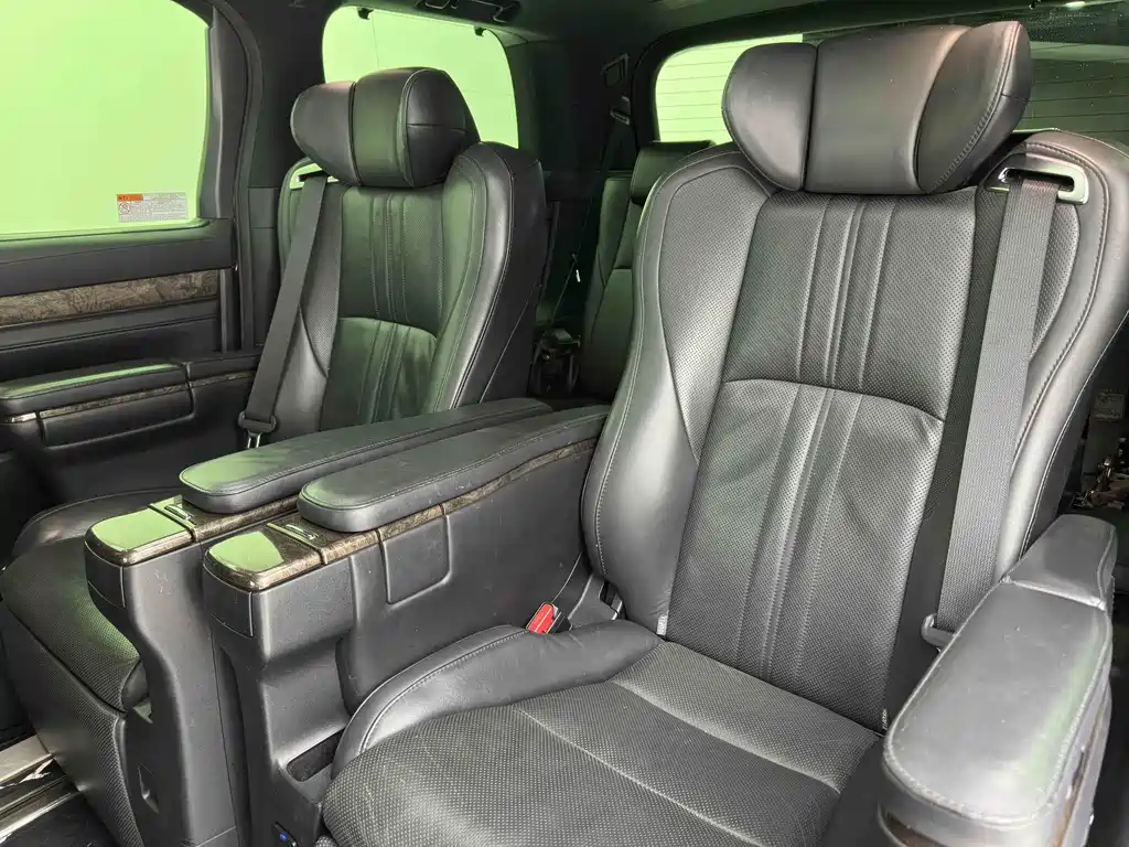 Toyota Alphard 2019 — фото 9