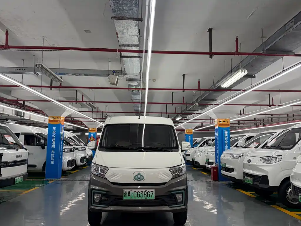 Changan Kuayue Star V7 EV 2024 — фото 2