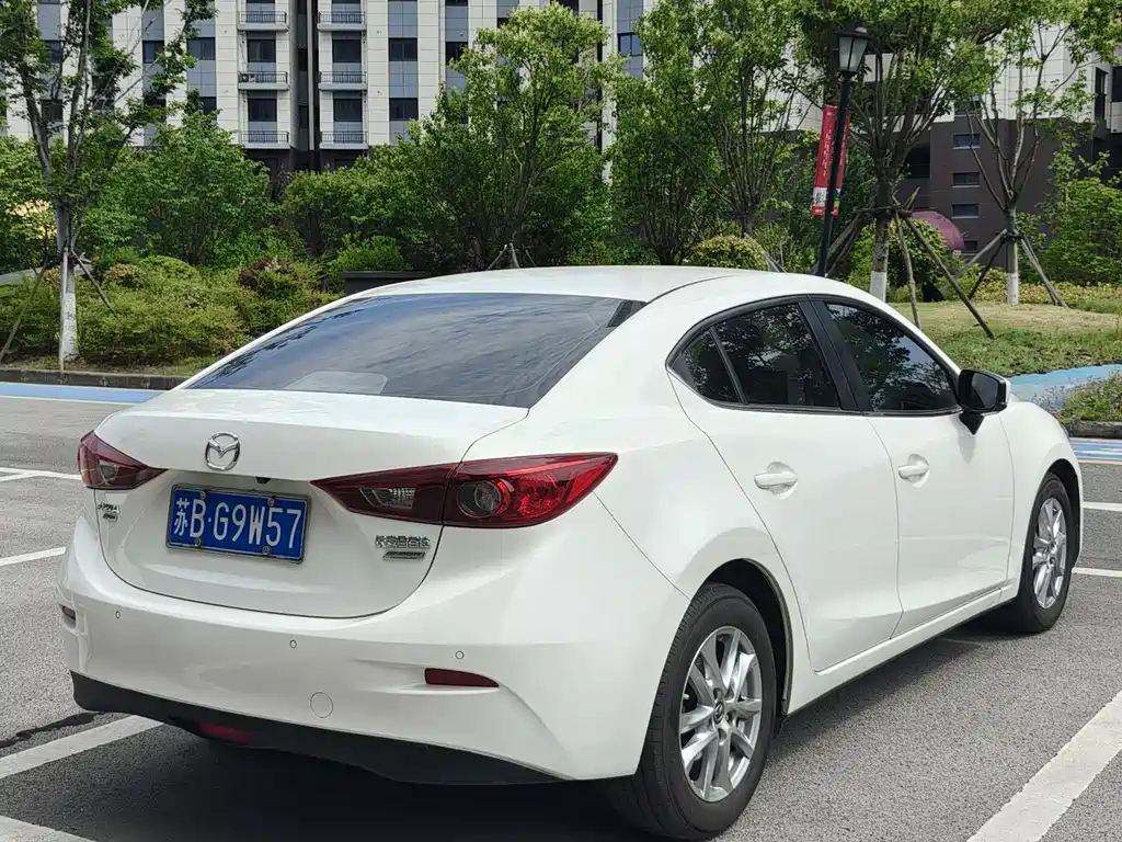 Mazda 3 Axela 2017 — фото 5