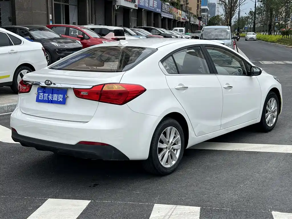 Kia K3 2016