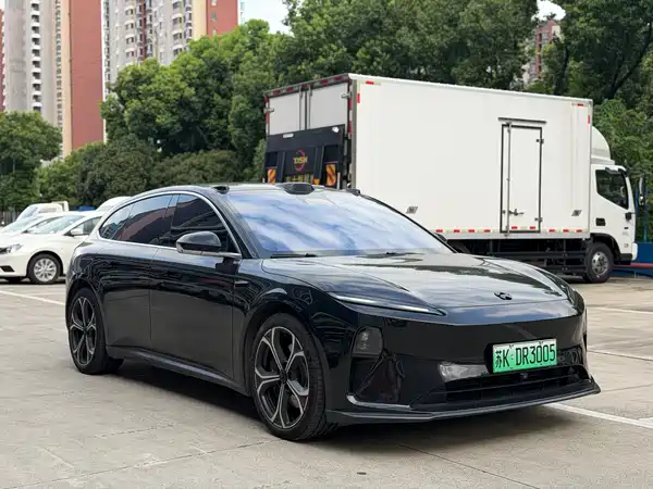NIO ET5T 2024