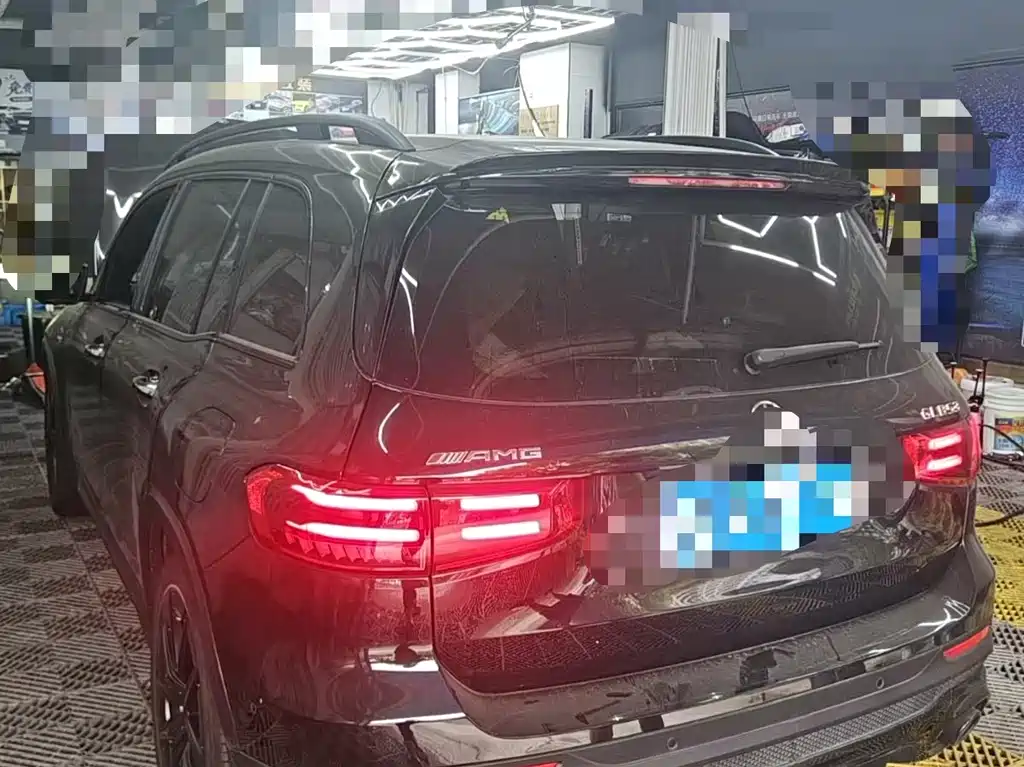 Mercedes-Benz GLB AMG 2024 — фото 4