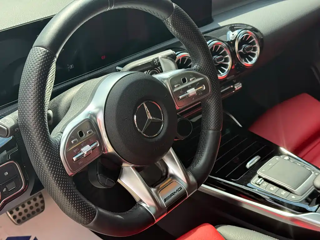 Mercedes-Benz A-Class AMG 2021 — фото 5