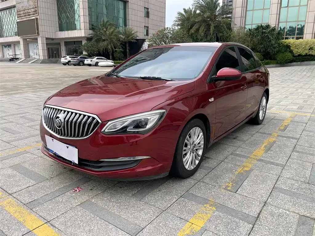 Buick Excelle 2017 — фото 1