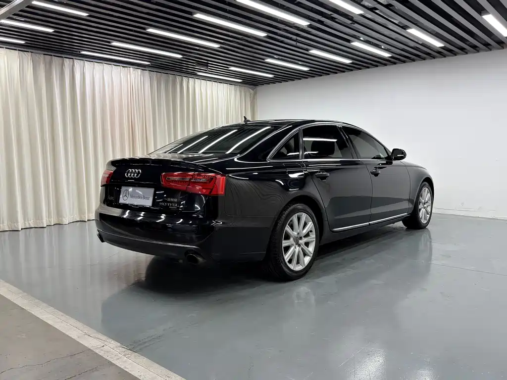 Audi A6L 2015 — фото 33