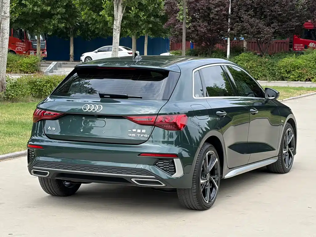 Audi A3 2023 — фото 14