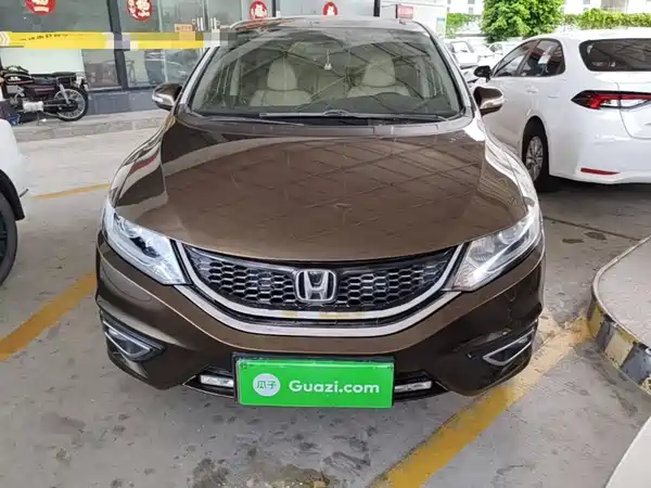 Honda Jade 2016