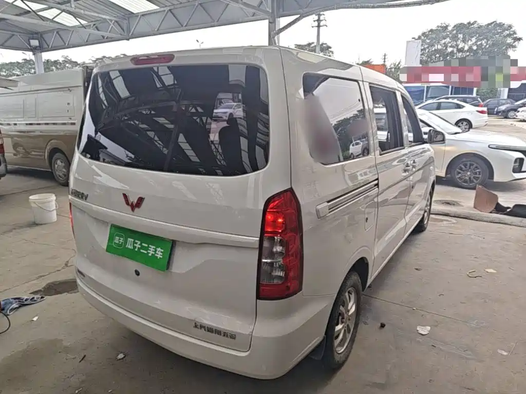 Wuling Hongguang V 2024 — фото 7
