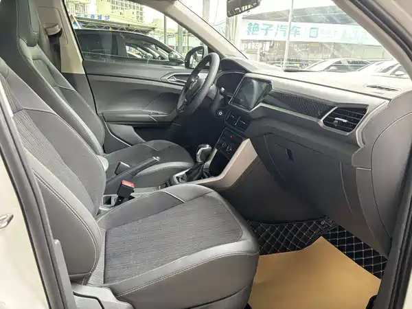 Volkswagen T-Cross 2020