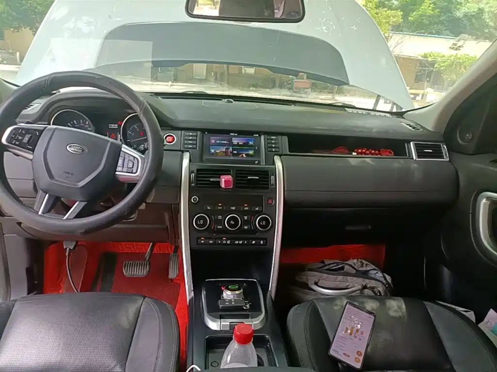 Land Rover Discovery Sport 2016 — фото 13