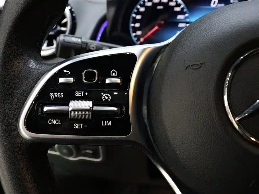Mercedes-Benz GLB 2023 — фото 16