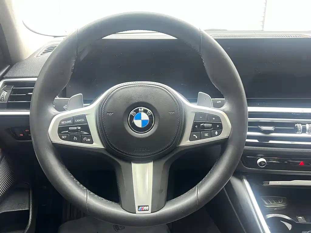 BMW 3 Series 2023 — фото 15