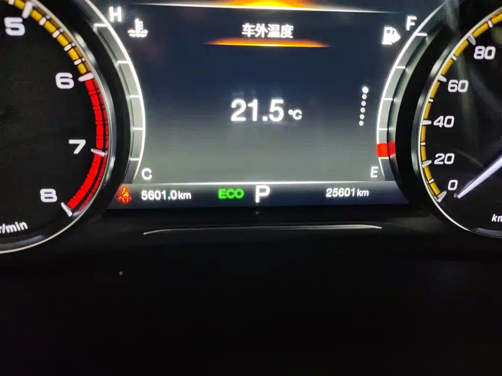 GAC Motor Trumpchi M8 2025 — фото 12