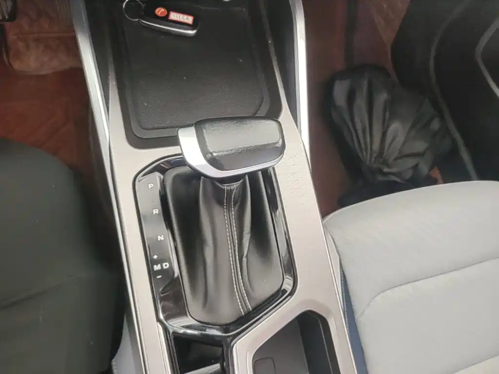 Geely Emgrand 2023 — фото 10