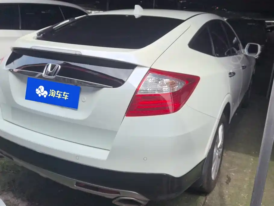 Honda Crosstour 2015