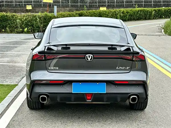 Changan UNI-V 2022