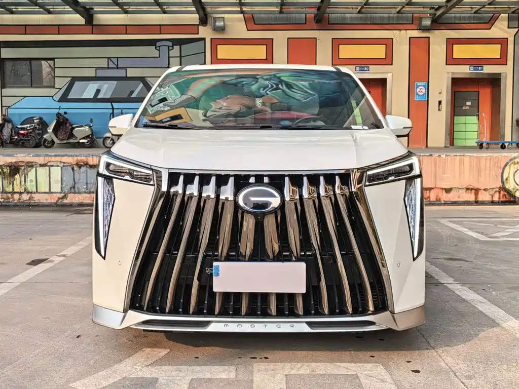 GAC Trumpchi M8 2023 — фото 2