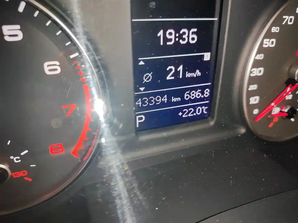 Audi Q3 2018 — фото 13