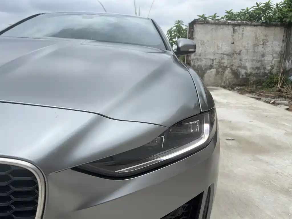 Jaguar XEL 2021 — фото 12