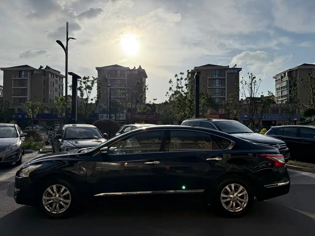 Nissan Teana 2014