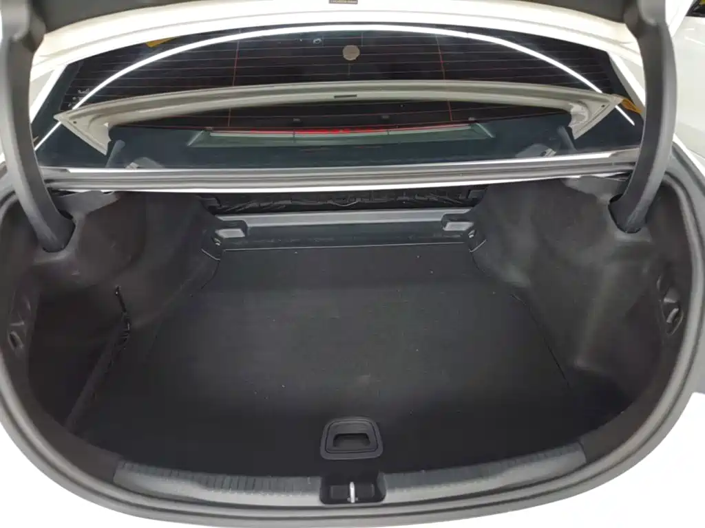 Mercedes-Benz C-Class 2022 — фото 19