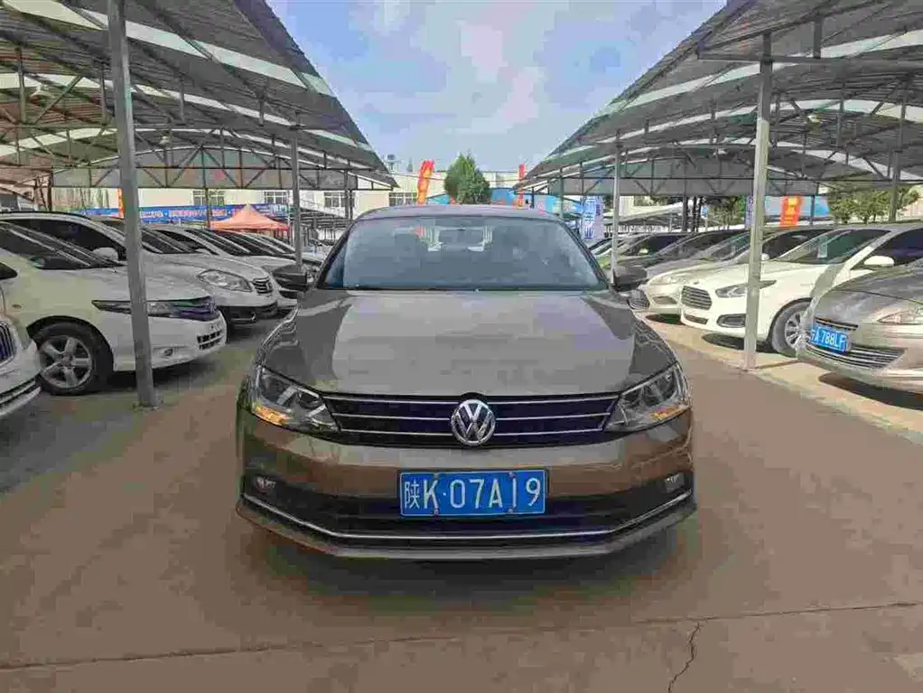 Volkswagen Sagitar 2017