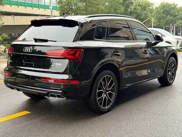 Audi Q5L 2024