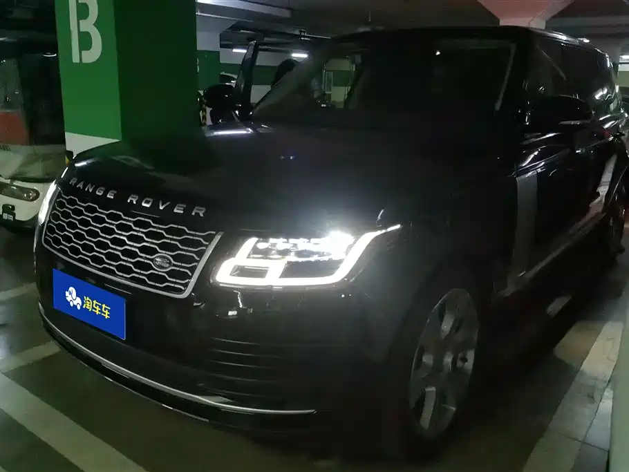 Land Rover Range Rover 2020 — фото 1