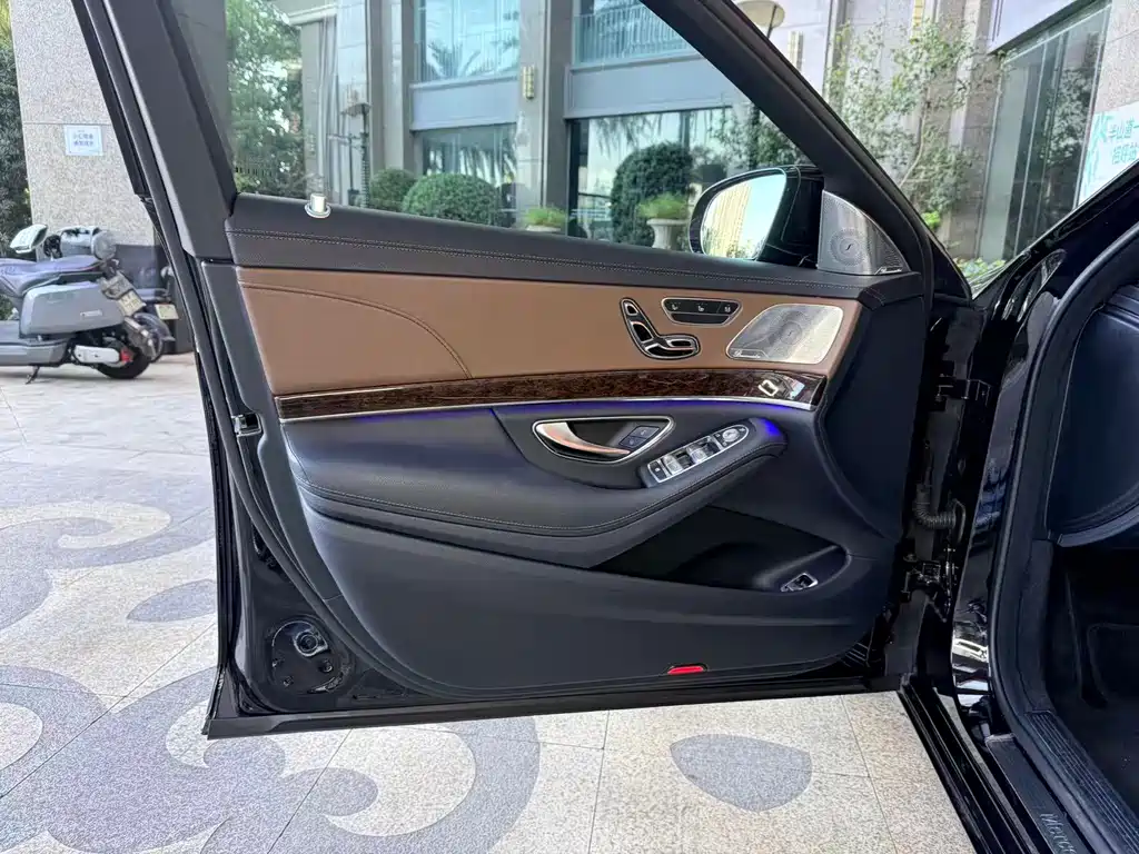 Mercedes-Benz S-Class 2019 — фото 16