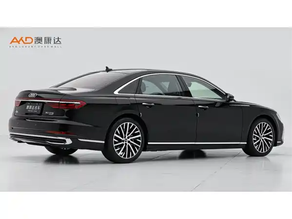 Audi A8 2024
