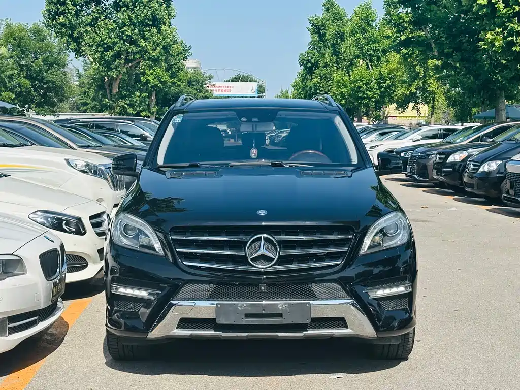 Mercedes-Benz M-Class 2014