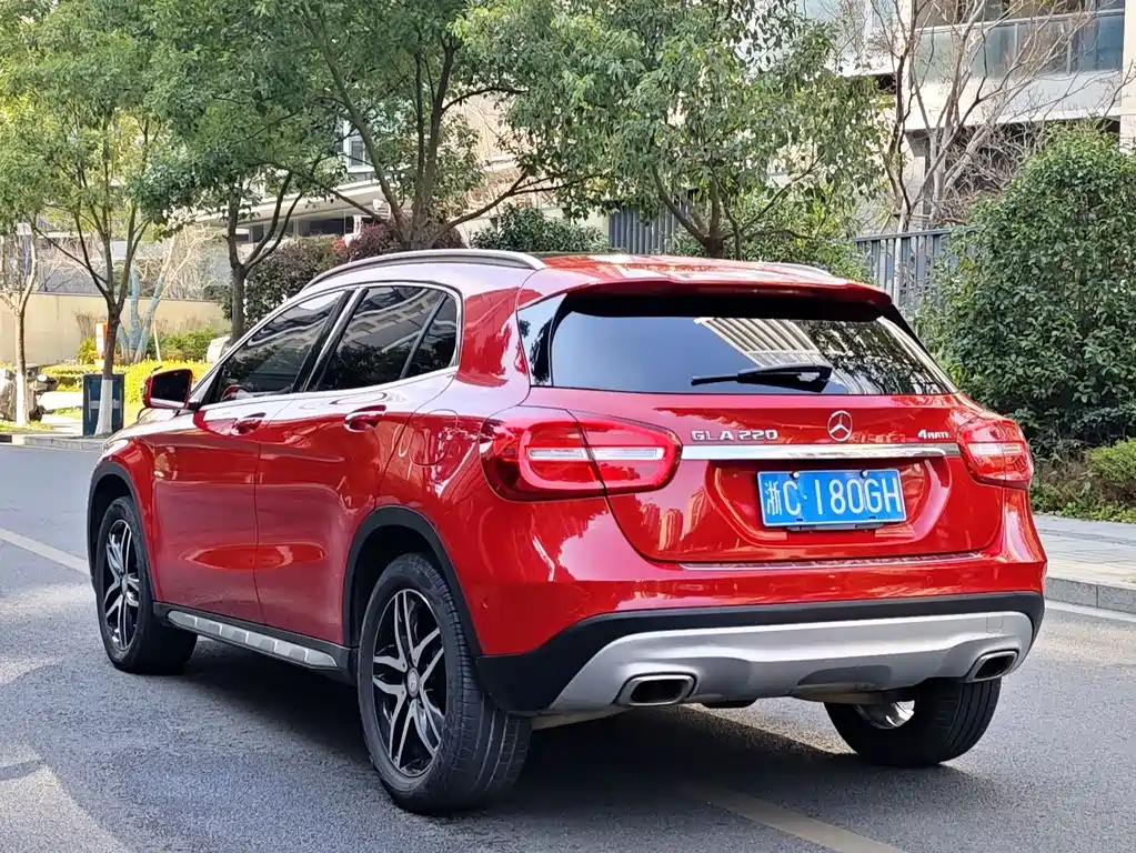 Mercedes-Benz GLA 2015 — фото 3