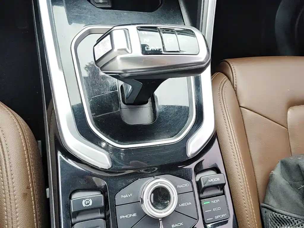 Haval H6 2017 — фото 14