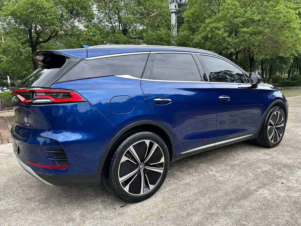 BYD Tang New Energy 2023 — фото 21