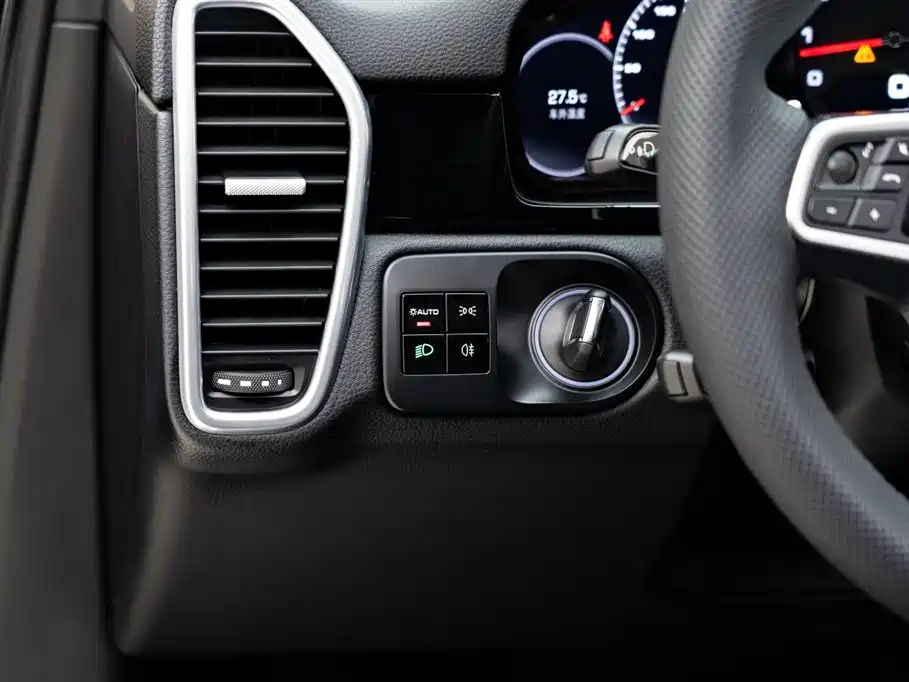 Porsche Cayenne 2019 — фото 16