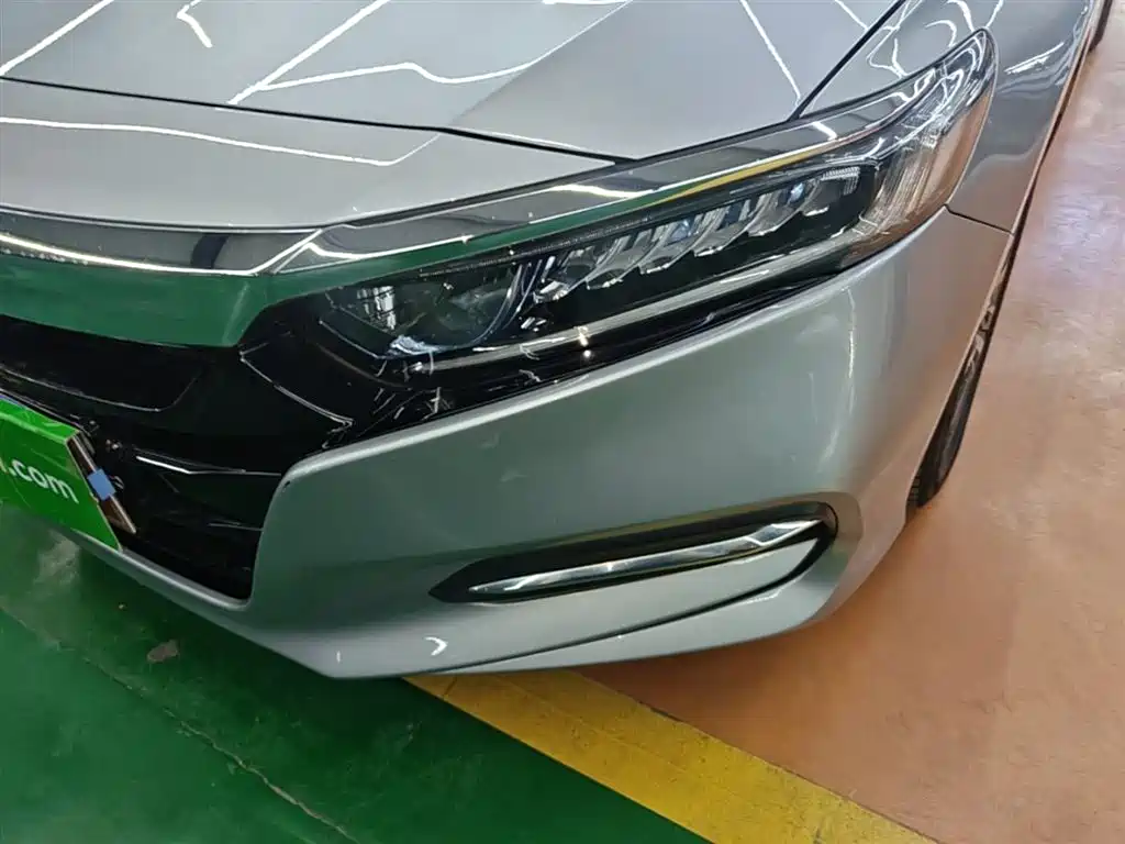 Honda Accord 2019 — фото 24