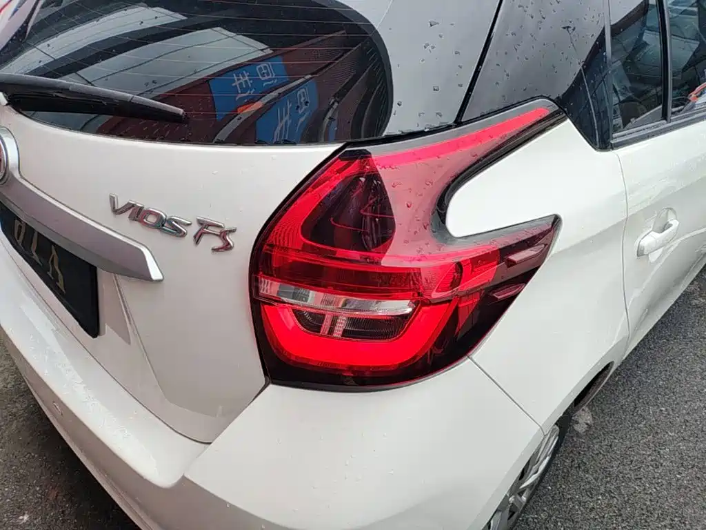 Toyota Vios FS 2021 — фото 8