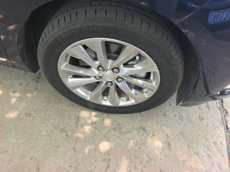 Buick GL8 2021