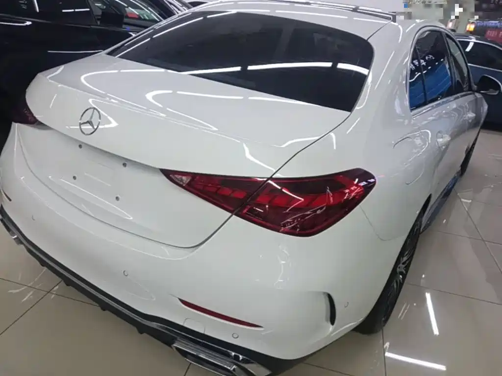 Mercedes-Benz C-Class 2023