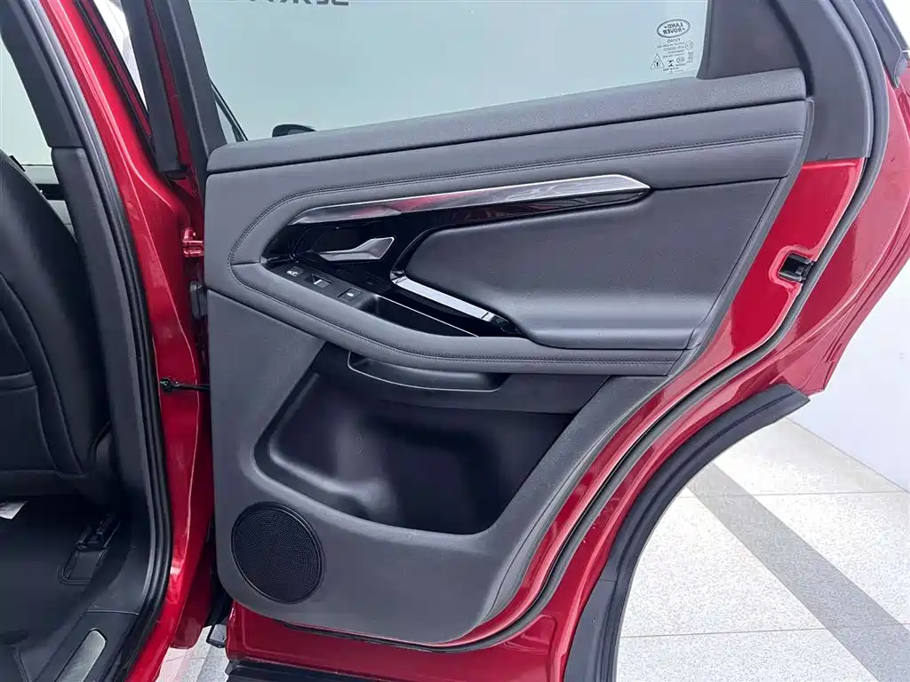 Land Rover Range Rover Evoque 2020 — фото 26