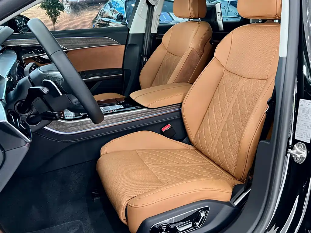 Audi A8 2025