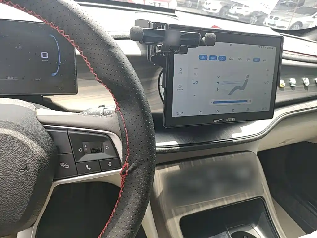 BYD Qin PLUS 2025 — фото 10