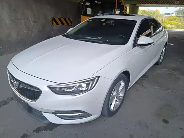 Buick Regal 2018