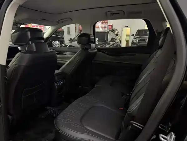Ford Edge 2024