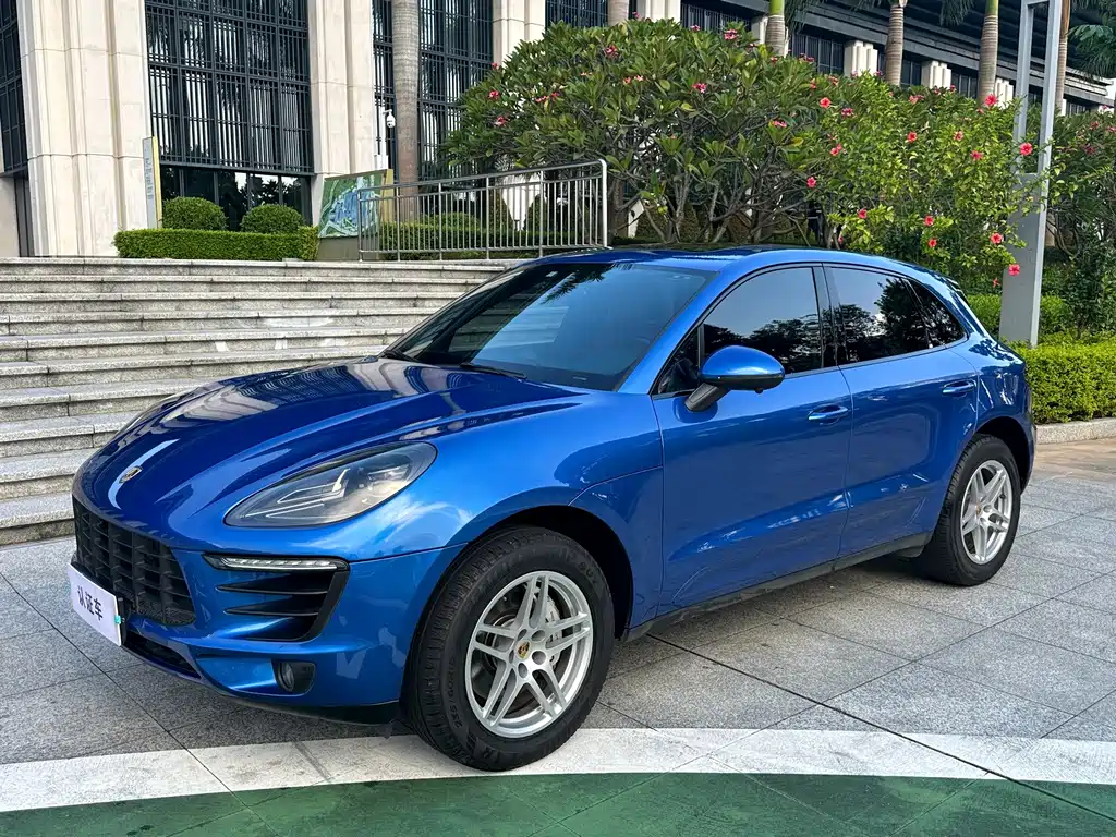Porsche Macan 2017 — фото 1