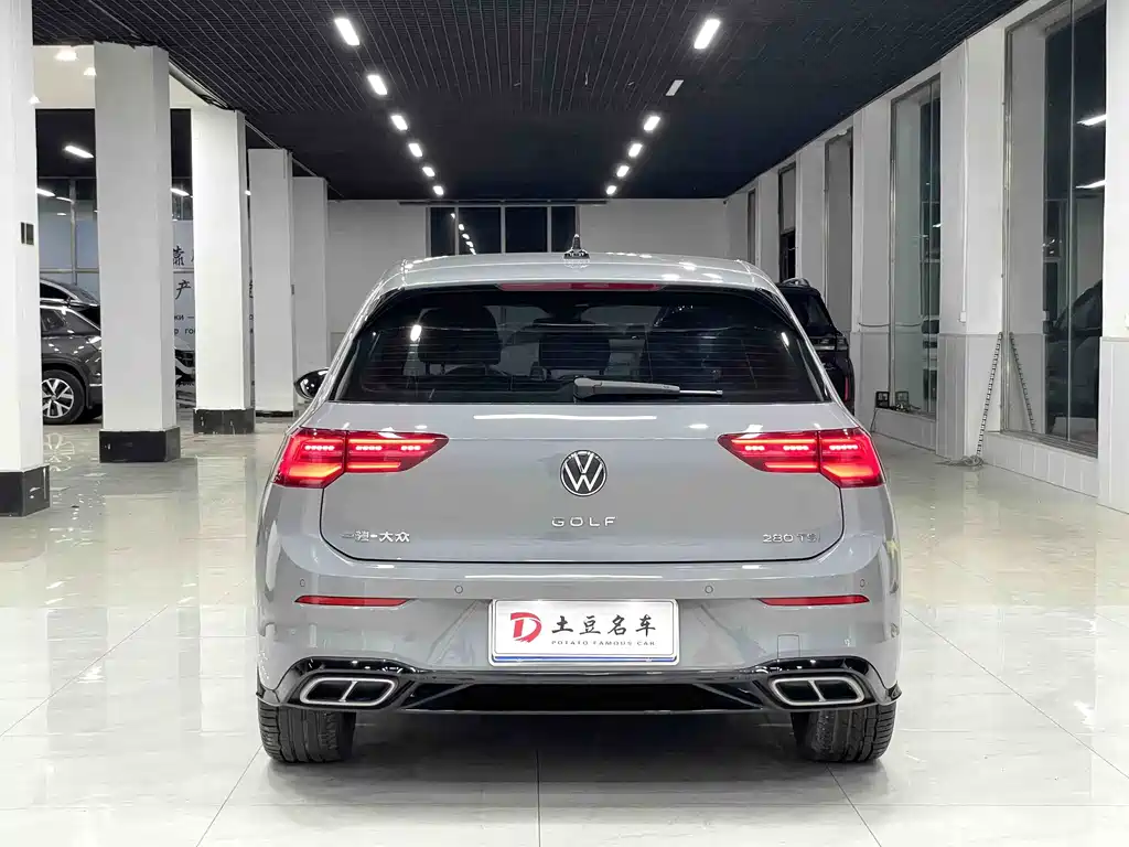 Volkswagen Golf 2022