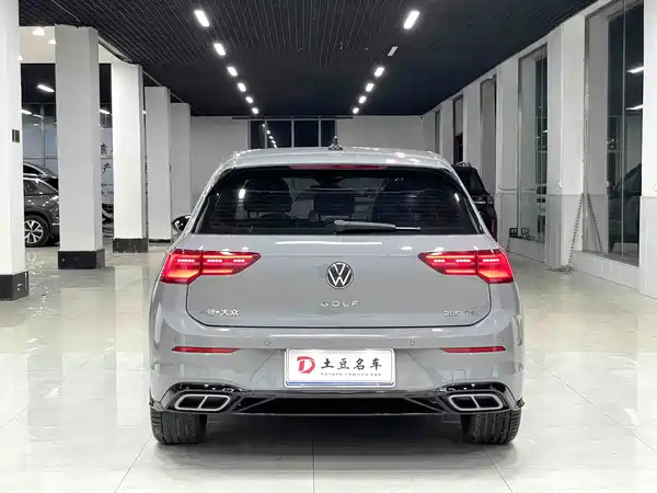 Volkswagen Golf 2022